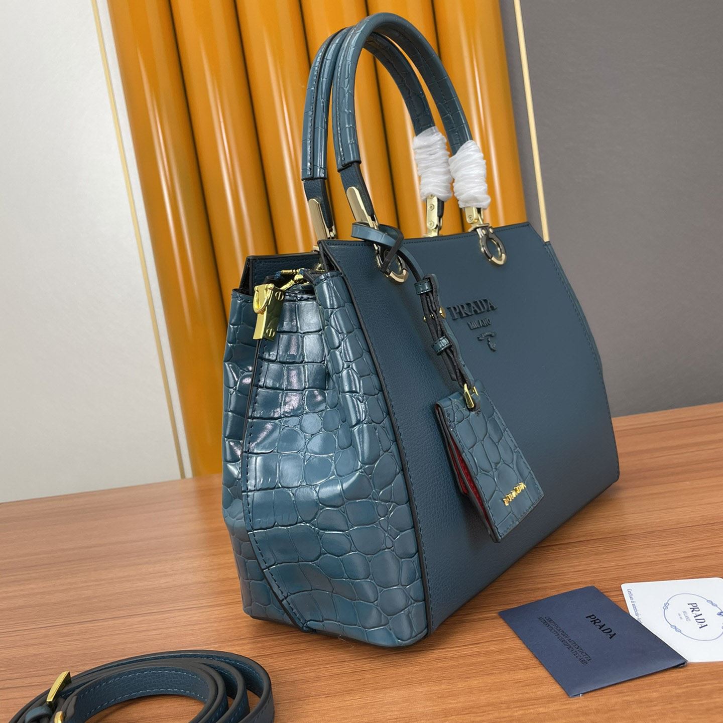 Pra*a top handle bags